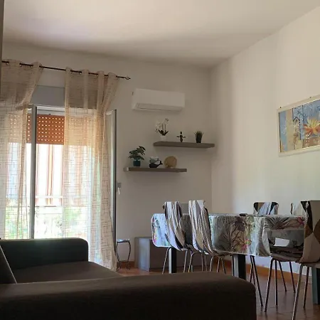 Oliveri- Marinello 度假居 *